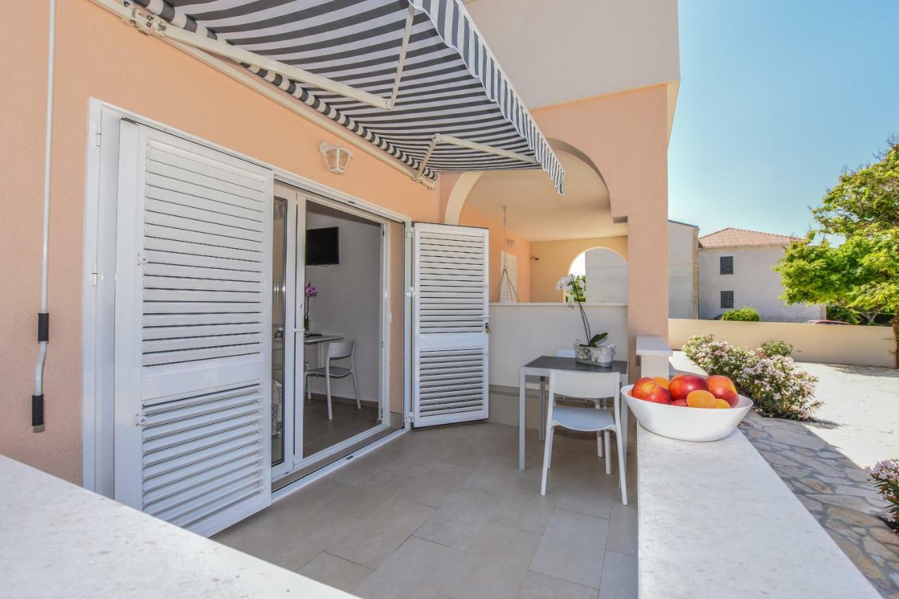 Villa Magena - Luxury Apartments In Pag Center Pag Town Εξωτερικό φωτογραφία