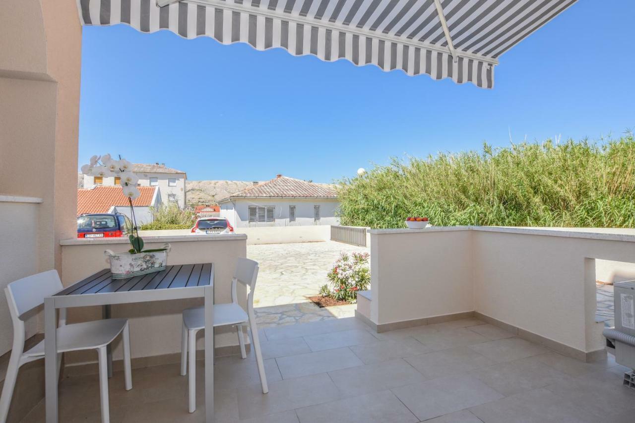 Villa Magena - Luxury Apartments In Pag Center Pag Town Εξωτερικό φωτογραφία