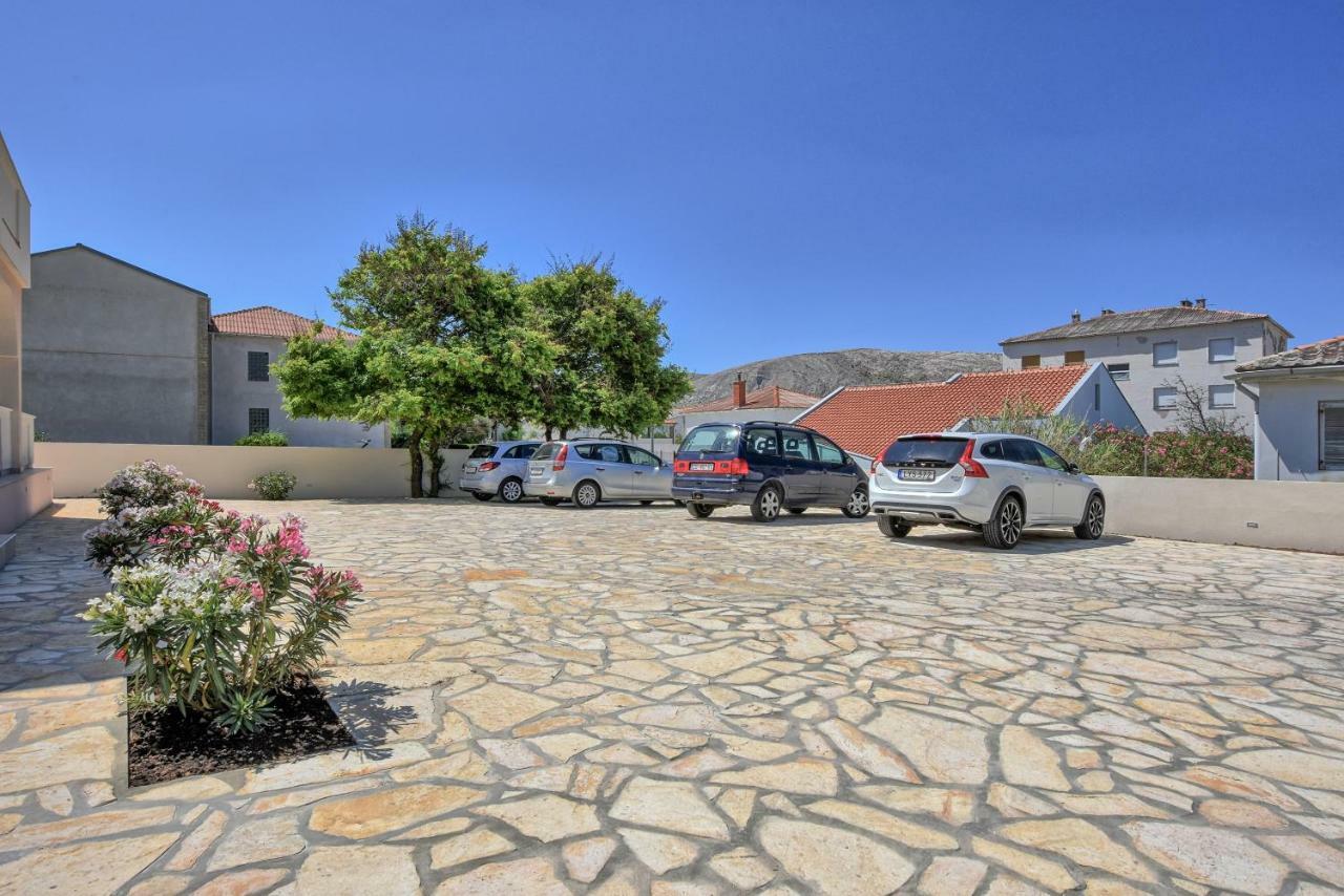Villa Magena - Luxury Apartments In Pag Center Pag Town Εξωτερικό φωτογραφία