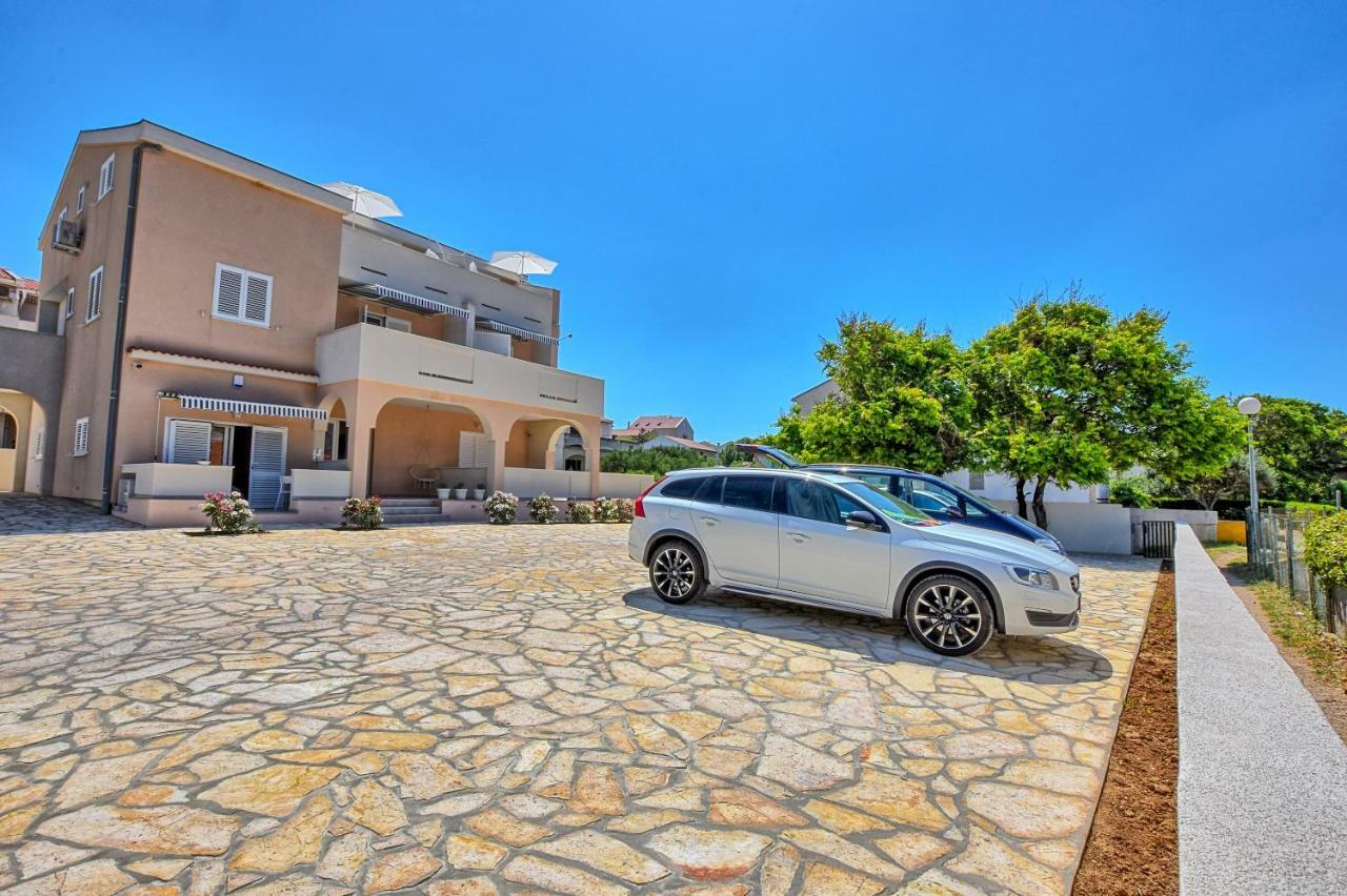 Villa Magena - Luxury Apartments In Pag Center Pag Town Εξωτερικό φωτογραφία