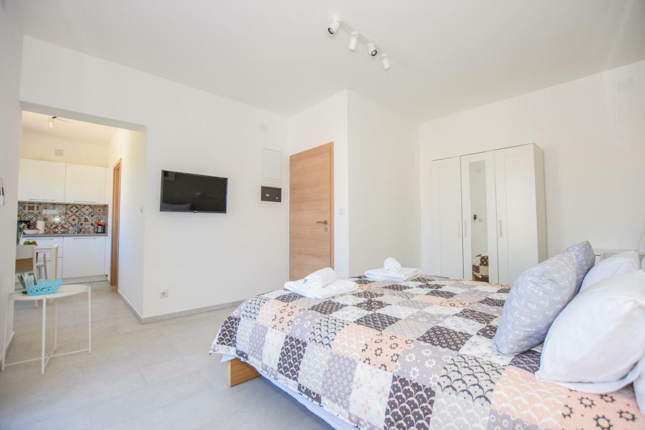 Villa Magena - Luxury Apartments In Pag Center Pag Town Εξωτερικό φωτογραφία